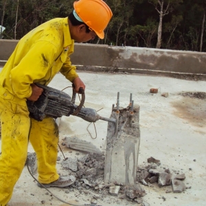 Dịch Vụ Phá Dỡ Nhà Dĩ An Bình Dương || Liên hệ 0975183077 để nhận báo giá chi tiết