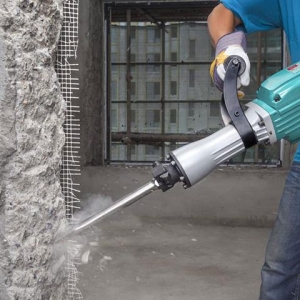 KHI SỬ DỤNG MÁY KHOAN CẮT BÊ TÔNG CẦN LƯU Ý ĐIỀU GÌ?