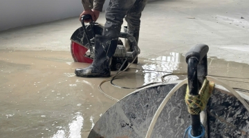 Thi Công Khoan Đục Bê Tông Dĩ An Bằng Máy Móc Hiện Đại