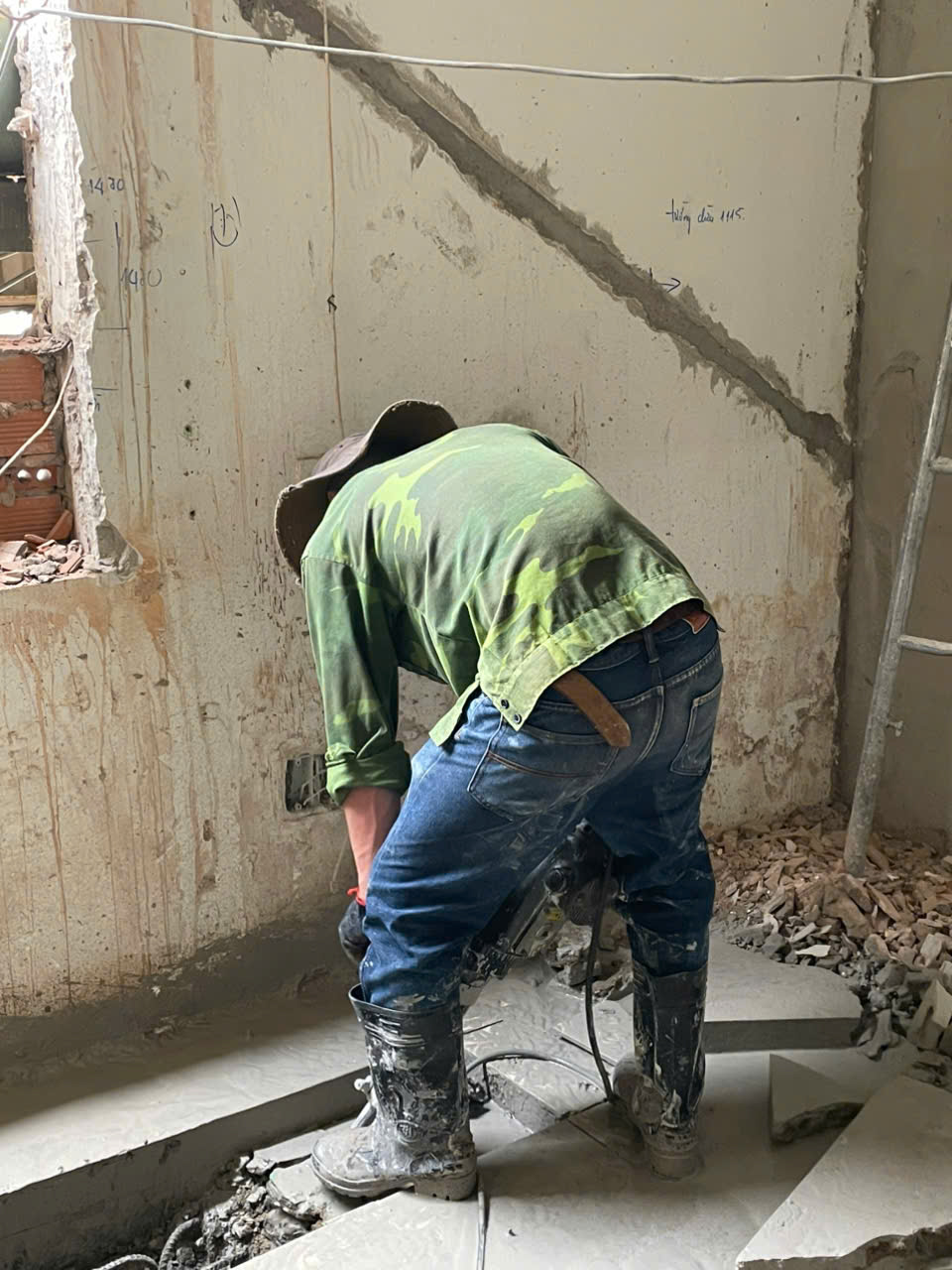 dịch vụ khoan cắt bê tông giá rẻ Bình Phước